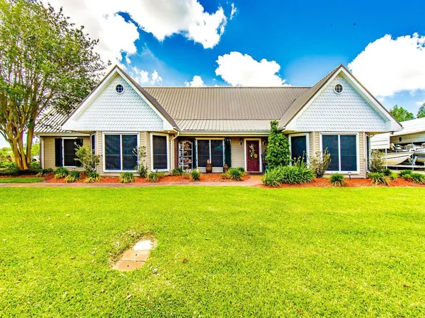 122 E 49th St, Cut Off, LA 70345