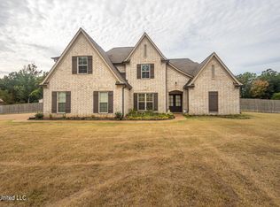 12719 Pebble Ridge Dr, Byhalia, MS 38611