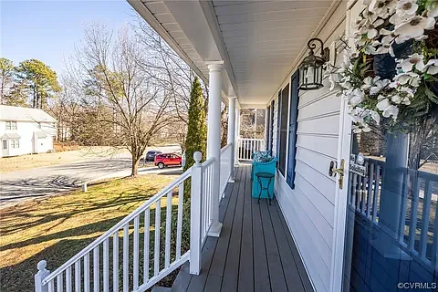 9720 Cedar Grove Way — Photo 3