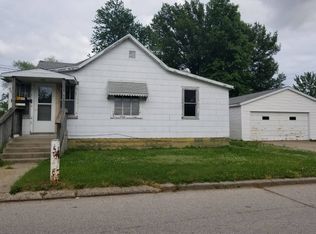 904 S Howard St, Robinson, IL 62454