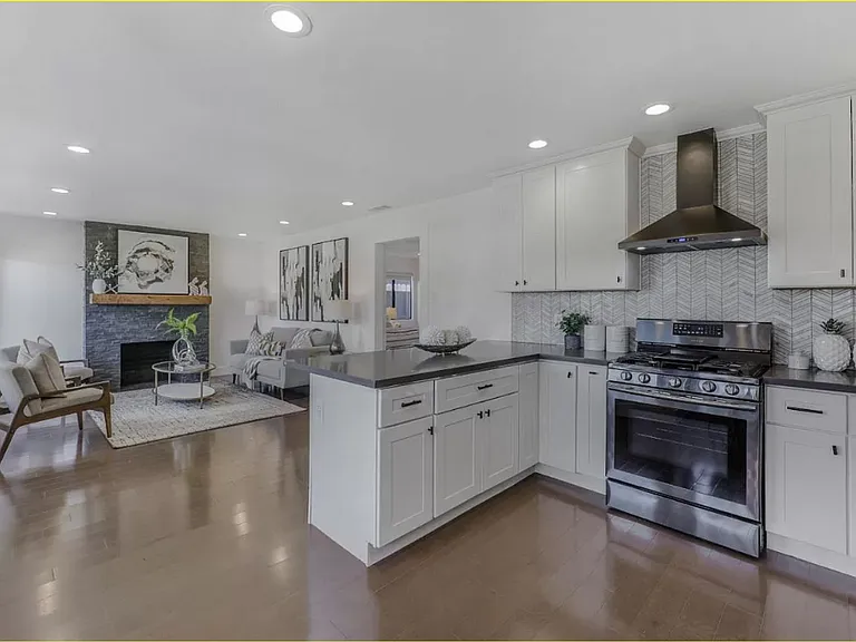 1368 Sevier Ave — Photo 23