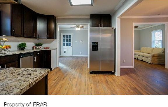 4th image of 2411 Elmhurst Dr