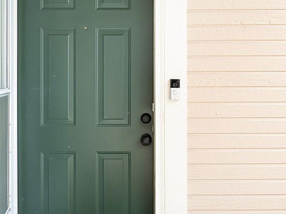 4th image of 4025 S Dillon Way #101