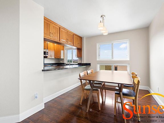 5th image of 2050 Pacific Beach Dr Unit 307