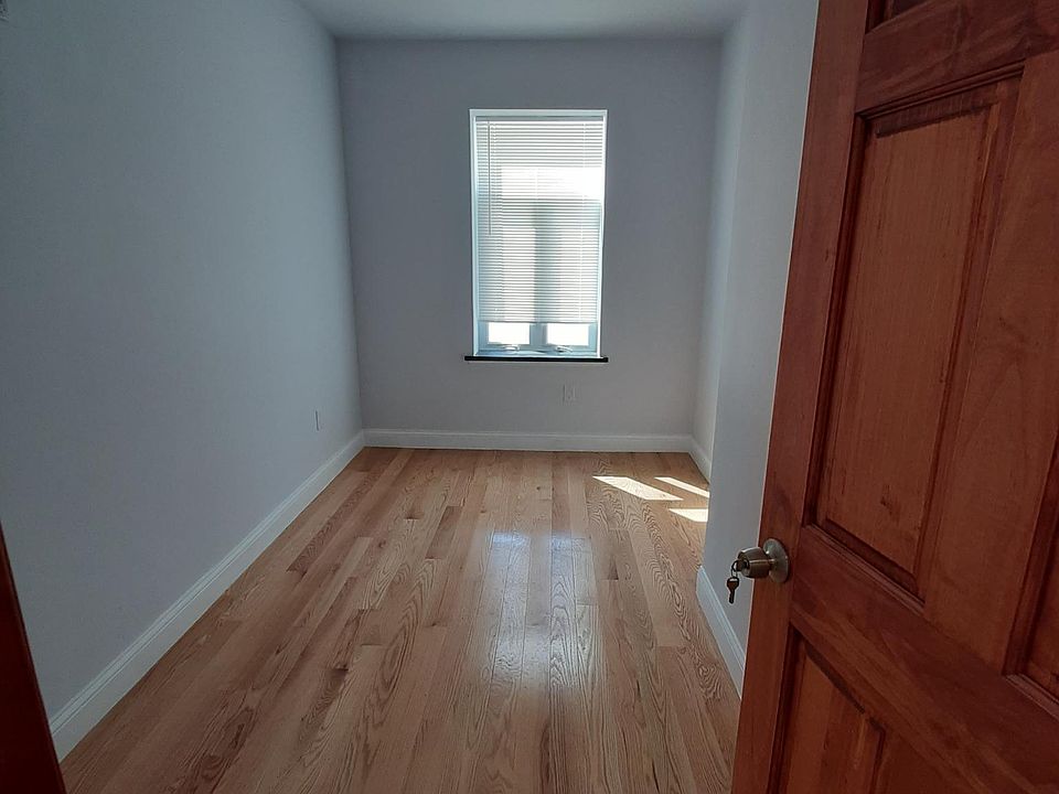 1st image of 27 S 40th St #2C
