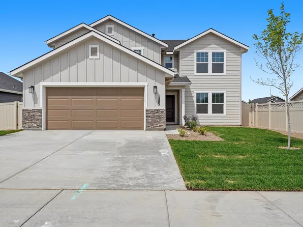1585 SW Silverstone Ave, Mountain Home, ID 83647