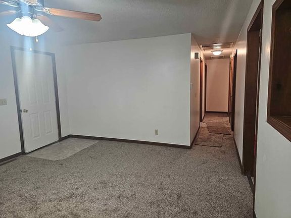 5th image of 409 S Concordia Ave