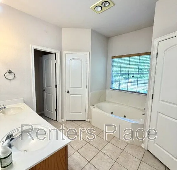 1012 S Desert Palm Ave — Photo 17