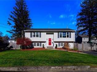 41 Dayton Ave, Warwick, RI 02889