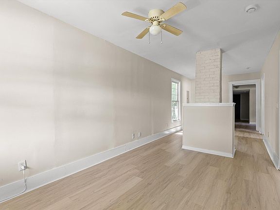 4th image of 1908 Olive St