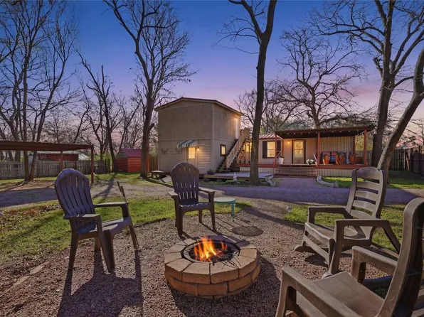 48 Ivanhoe Dr, Gordonville, TX 76245