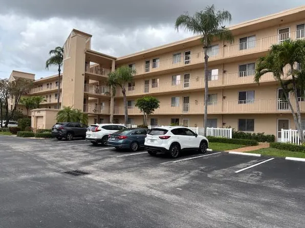 6935 Huntington Ln APT 205, Delray Beach, FL 33446