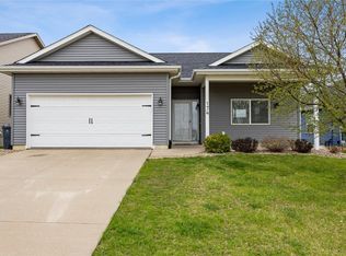 174 Brighton Cir SW, Cedar Rapids, IA 52404