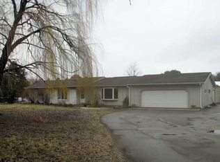 5080 Bailey Rd, Delavan, WI 53115