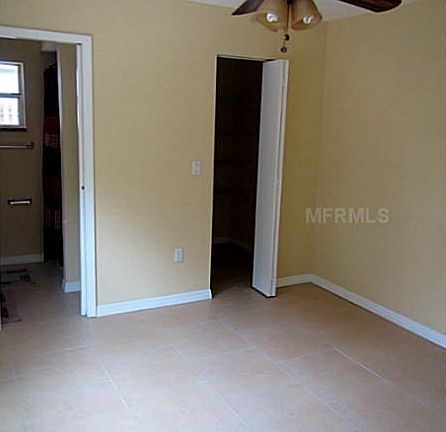 4th image of 2536 Teal Ave