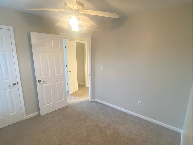1047 Gatesville Dr — Photo 30