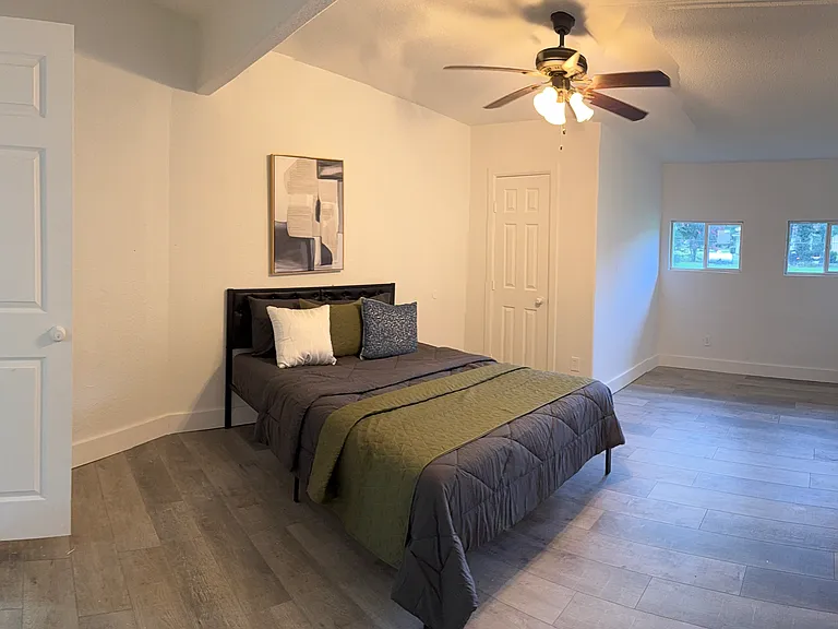 142 Azalea St — Photo 13