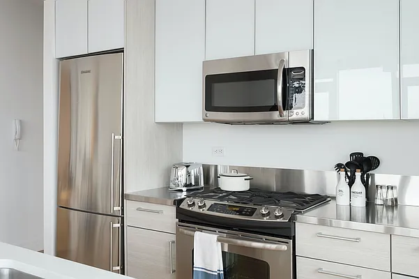 Rented by Two Trees | media 42