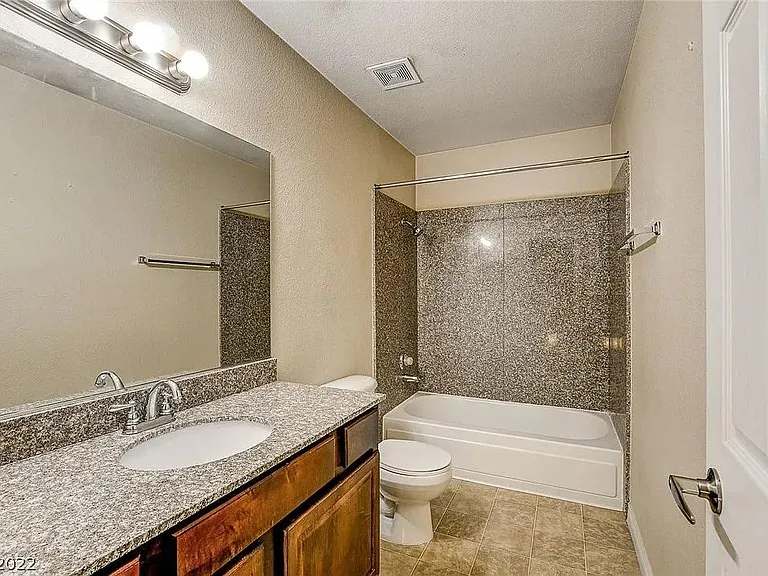 5060 Indian River Dr #378 — Photo 6