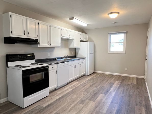 1972 Wagner St NW #B