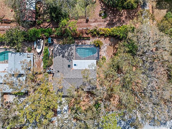 3rd image of 1811 La Grande Dr