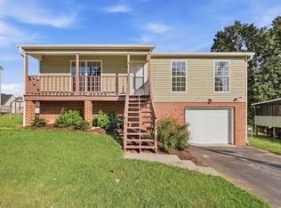 2221 Spring Meadow Ln SE, Cleveland, TN 37311