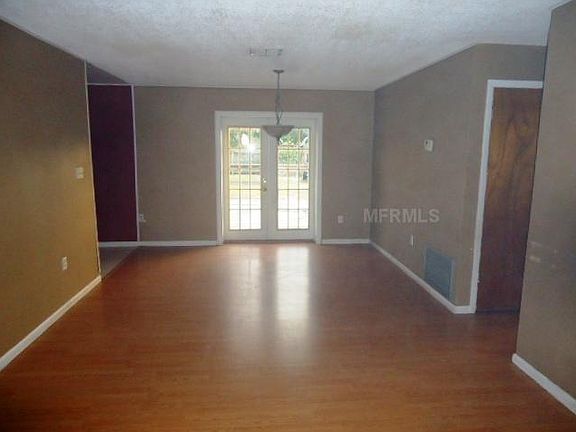 2nd image of 11946 Layton St