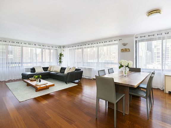 2nd image of 300 E 59th St APT 605
