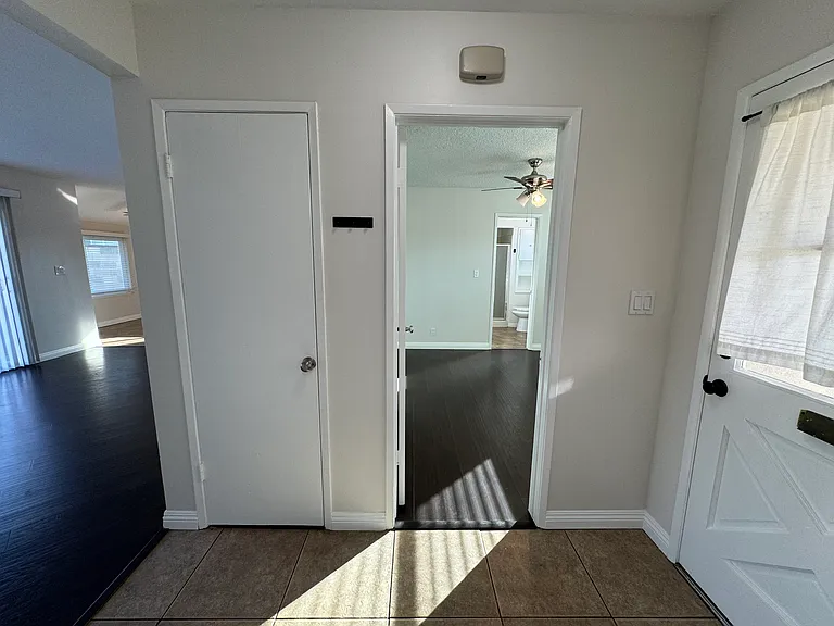 960 N Homerest Ave — Photo 12