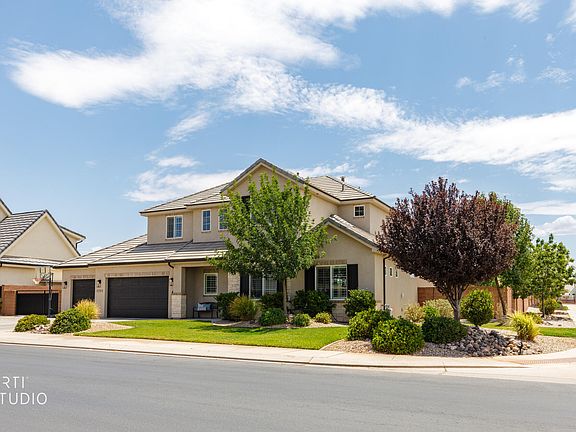 3rd image of 2252 E Fieldstone Cir