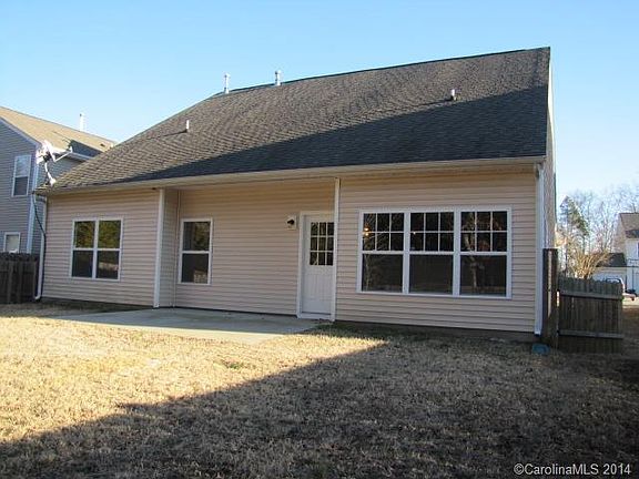 2nd image of 15700 Lakepoint Forest Dr
