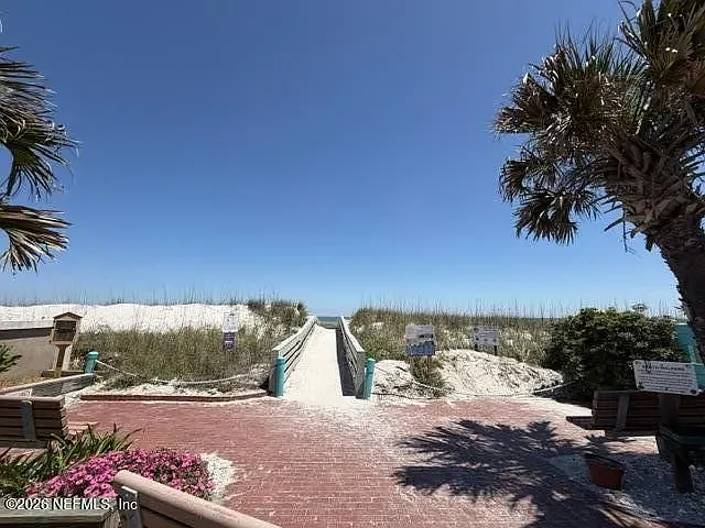 2 bed, 1168 sqft, $3,000 — Photo 1