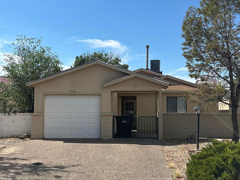 1st image of 2596 Harvard Dr SE