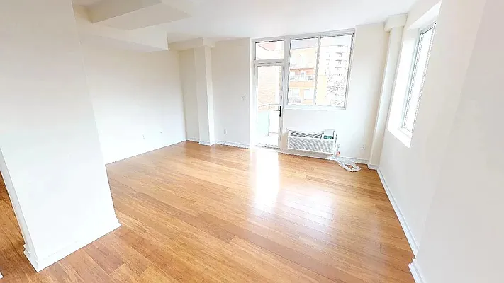 Rented by Ridgewood Capital NYC LLC | media 14