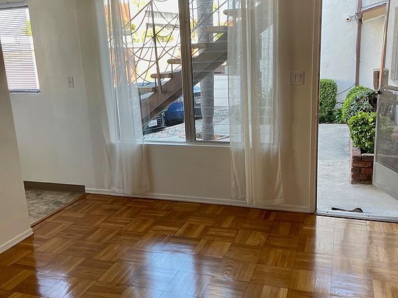 4th image of 4283 Murietta Ave APT 5