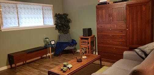 5th image of 9404 Willow Ct #A