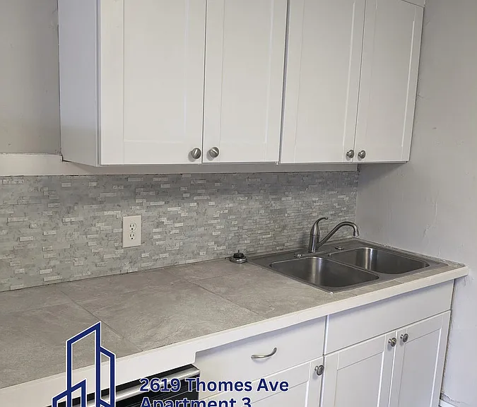 2619 Thomes Ave #3 — Photo 25