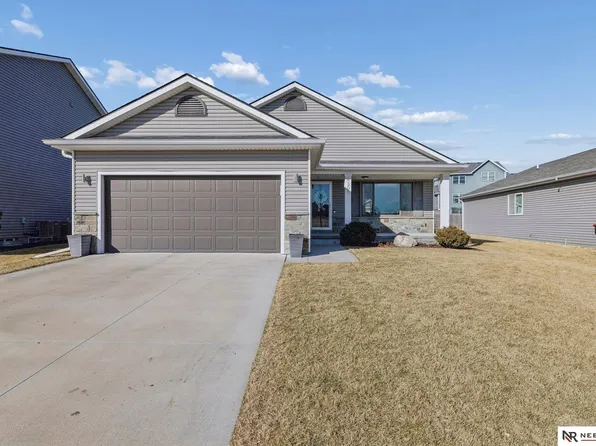 8301 S 63rd St, Lincoln, NE 68516