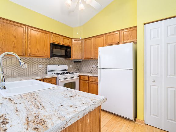 4th image of 7834 Bristol Park Dr