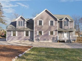 37 Holden St, Coventry, RI 02816