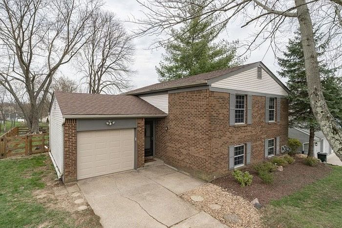 1st image of 456 Glenview Ct