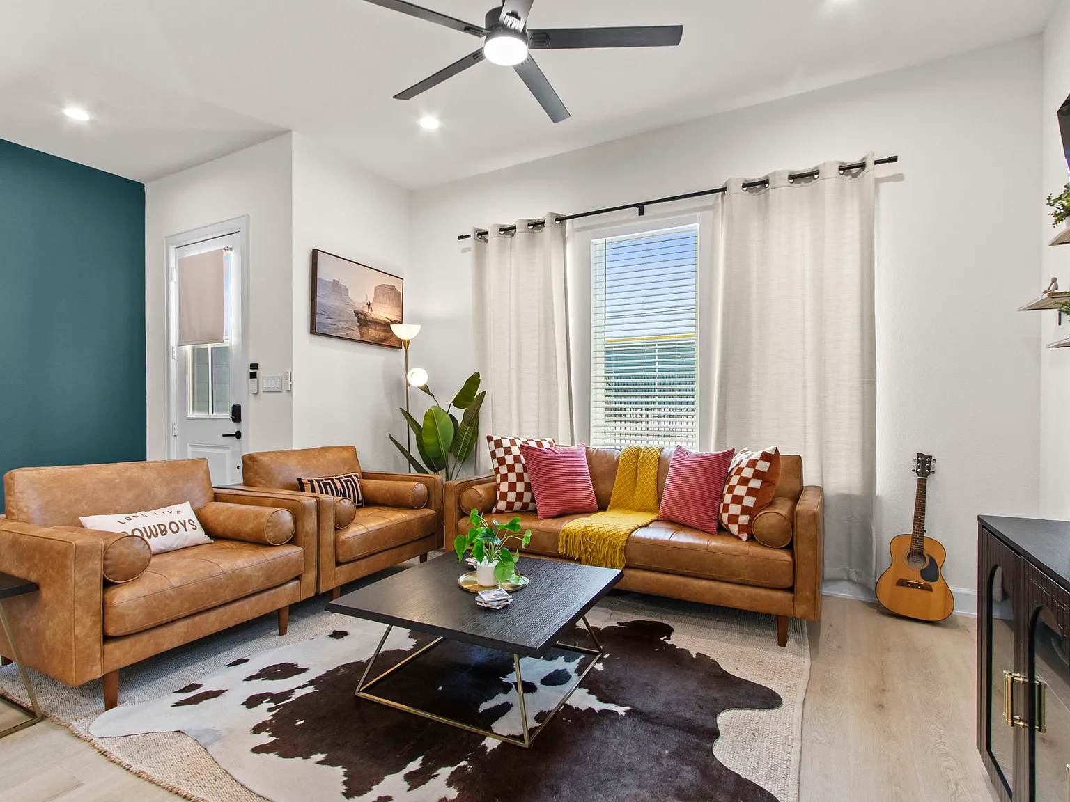 3 bed, 1300 sqft, $4,000 — Photo 3