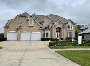 3347 White Eagle Dr, Naperville, IL