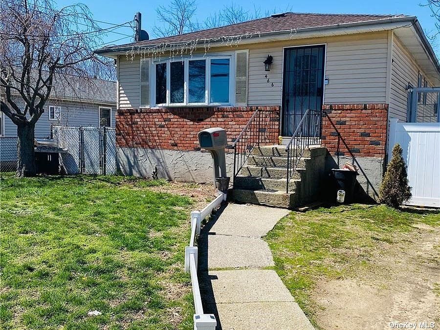 466 Bayview Avenue, Amityville, NY 11701 Zillow