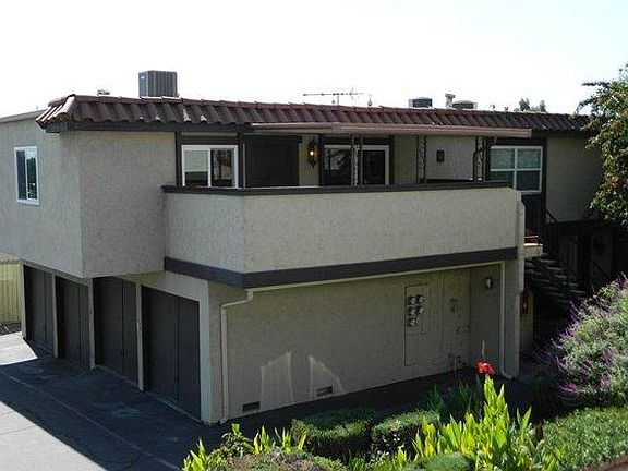 2nd image of 93X Cabrillo Dr