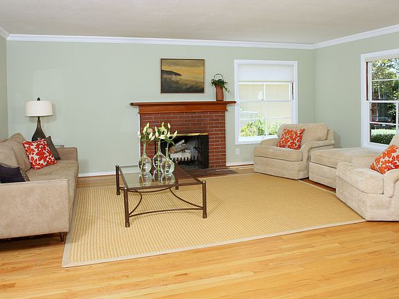 Light & Bright Living Room