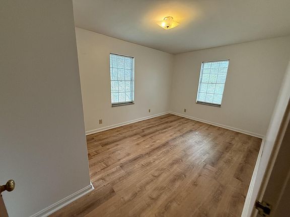 4th image of 665 Saint Marys Dr #3
