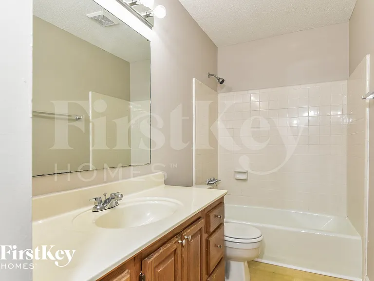 6411 Cardinal Wood Dr — Photo 12