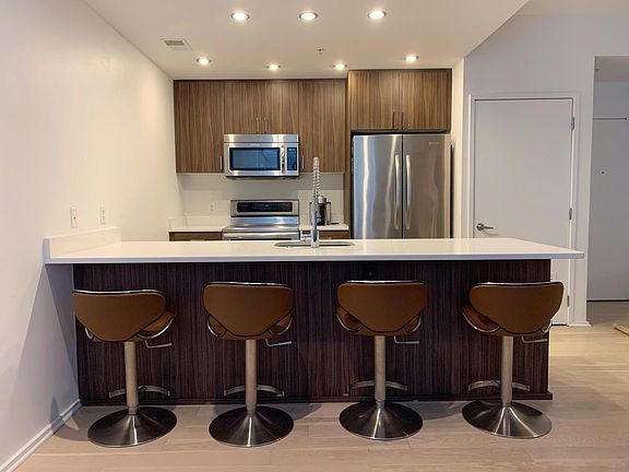 3rd image of 3409 Wilson Blvd Unit 503