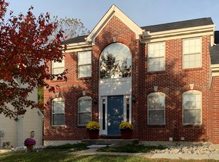 475 Silverwood Farms Dr, Lebanon, OH 45036